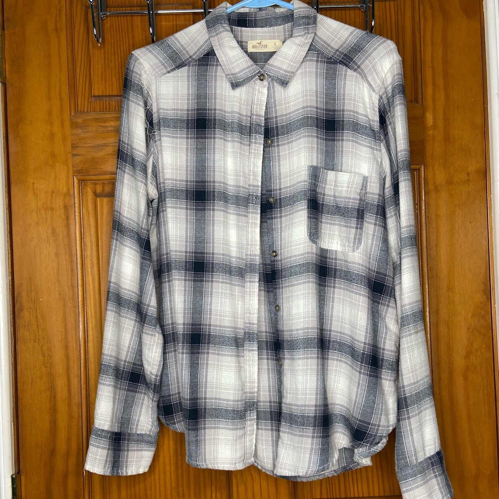 Hollister Black and White Plaid Flannel
